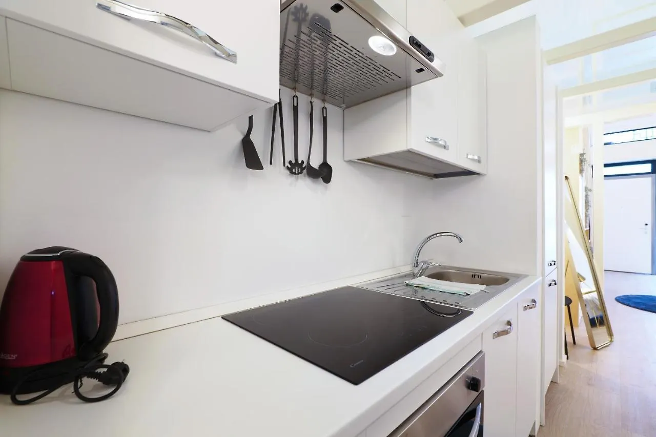 Appartamento Primopiano - Aragona Flats Milano Italia
