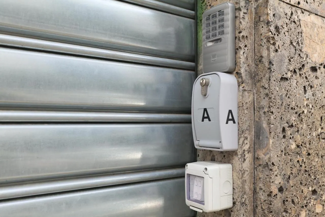 Appartamento Primopiano - Aragona Flats Milano 0*,