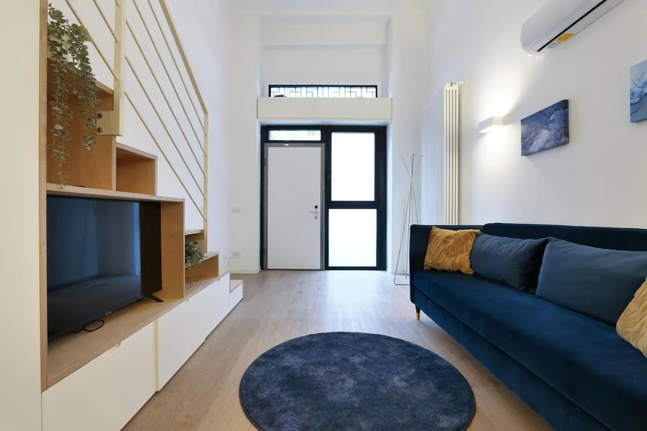 Appartamento Primopiano - Aragona Flats Milano 0*,  Italia