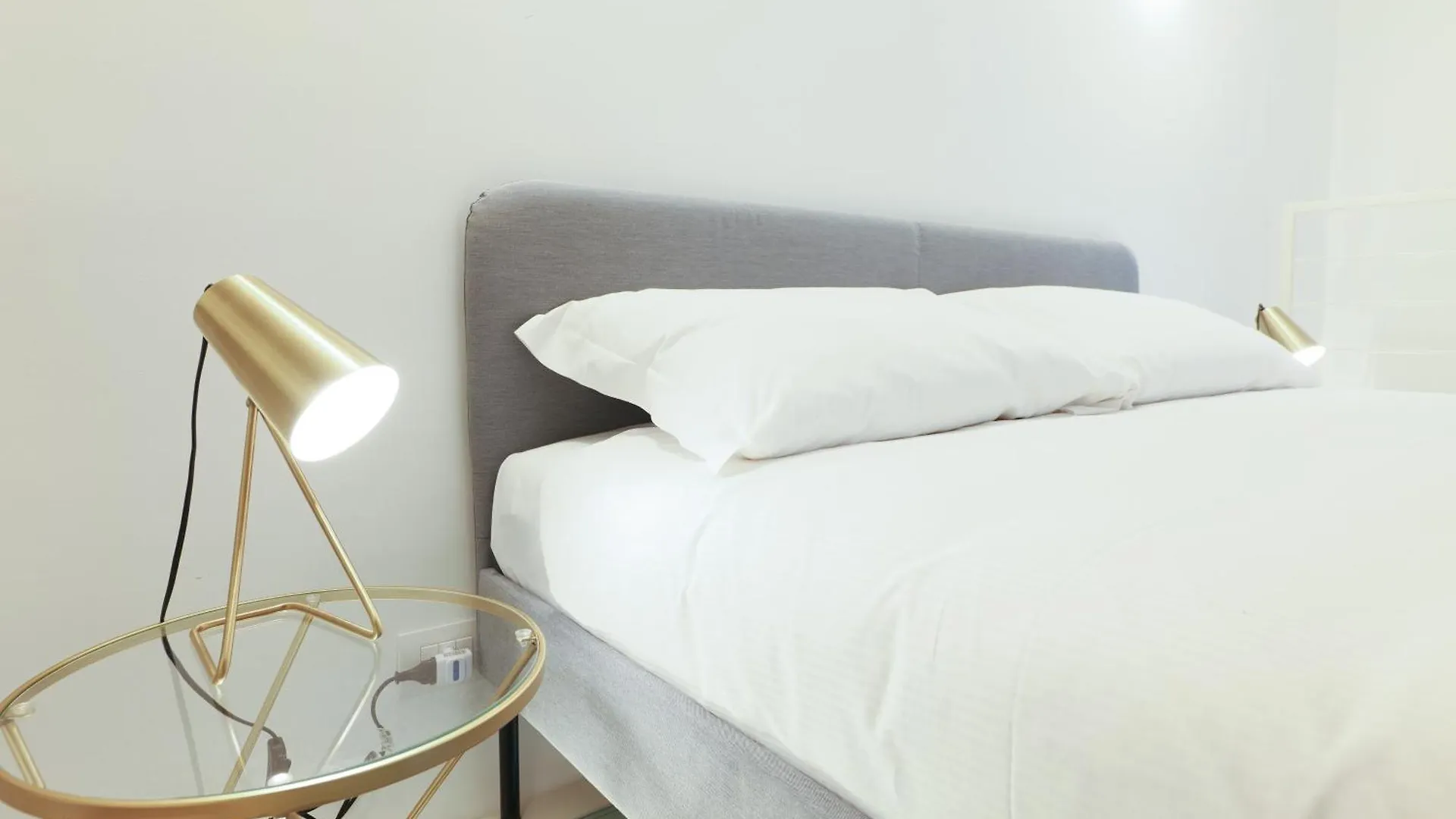 Appartamento Primopiano - Aragona Flats Milano