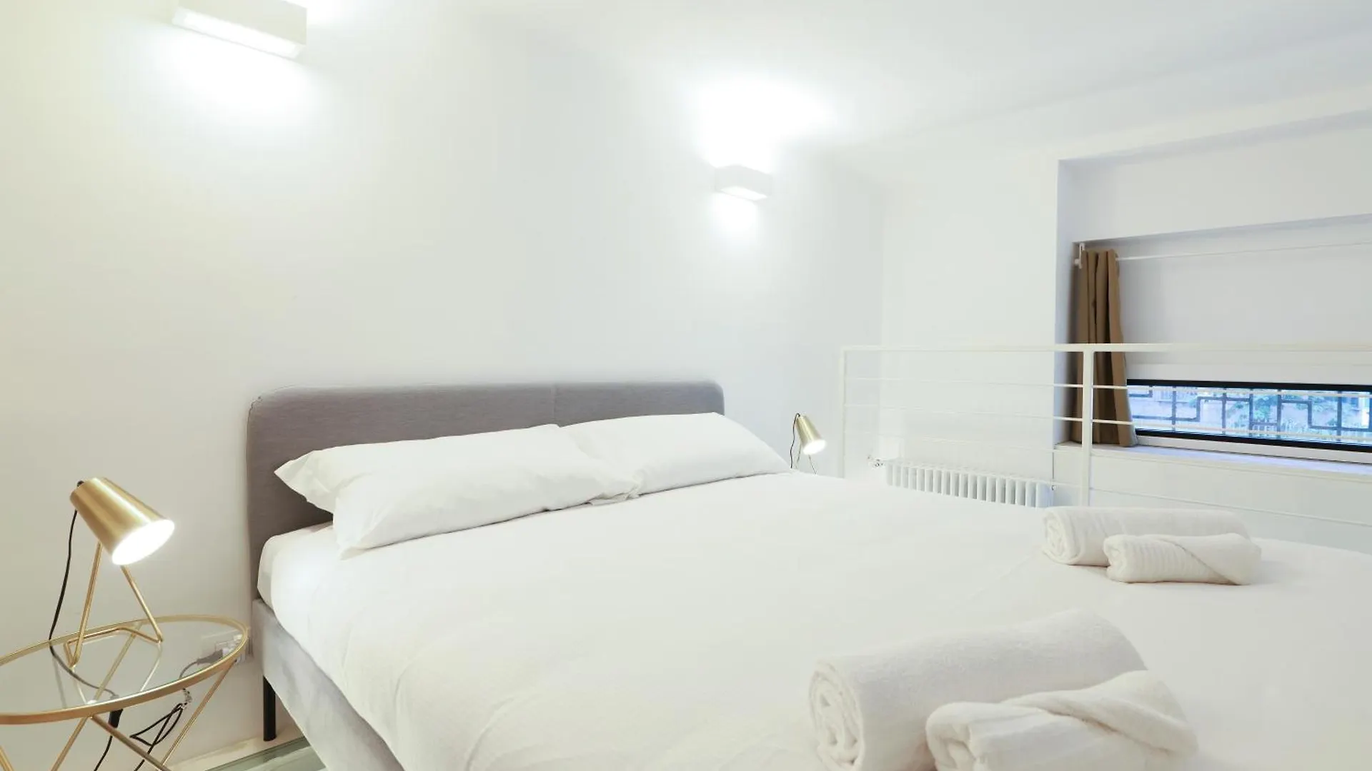 Appartamento Primopiano - Aragona Flats Milano