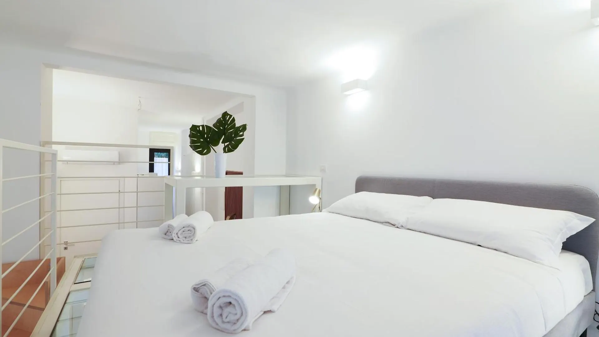 Appartamento Primopiano - Aragona Flats Milano