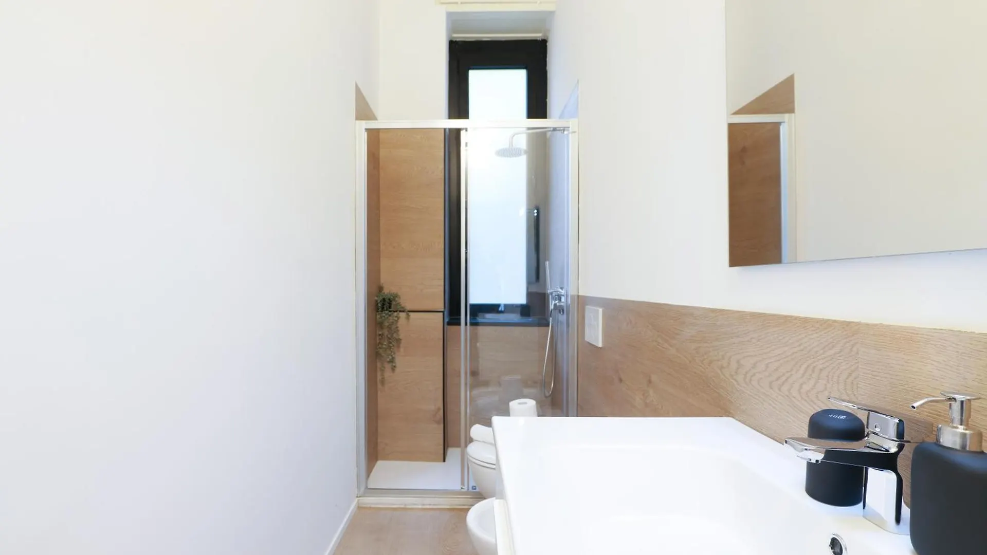 Appartamento Primopiano - Aragona Flats Milano